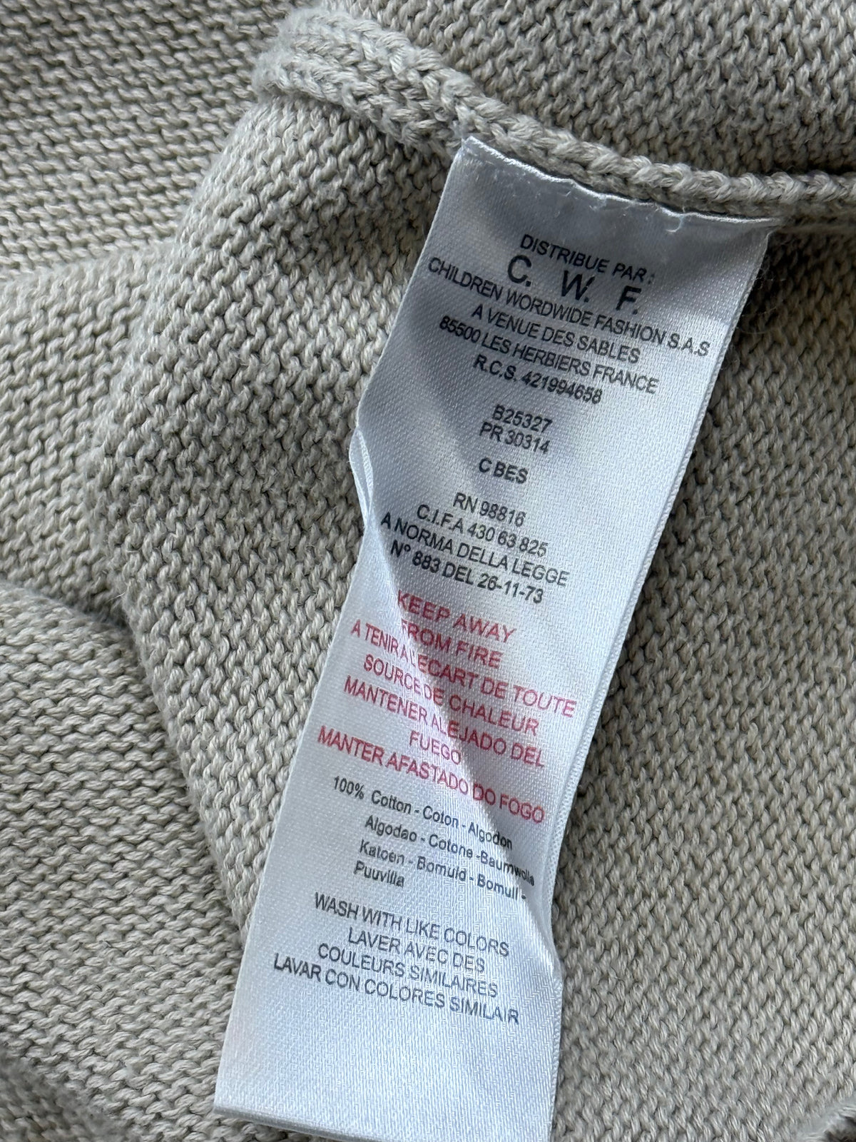 vintage Burberry sweatjacket {XS}