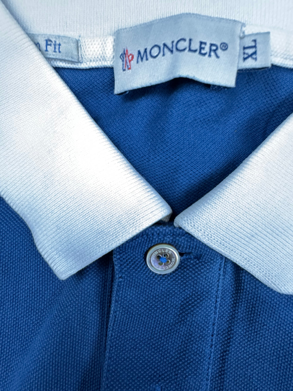 vintage Moncler polo {L}