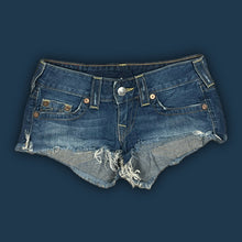 Charger l&#39;image dans la galerie, vintage True Religion shorts {S}
