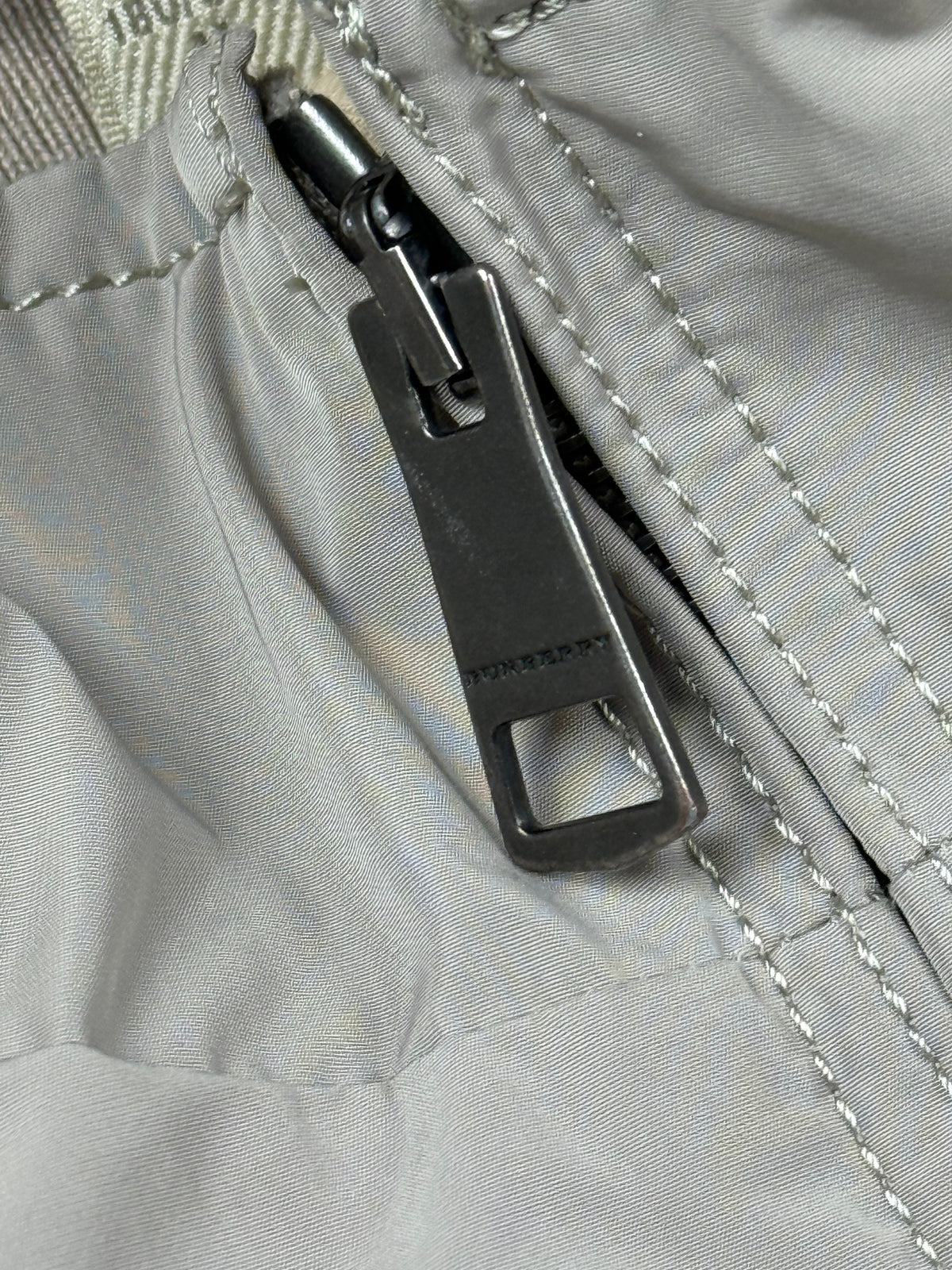 vintage Burberry harringtonjacket {M}