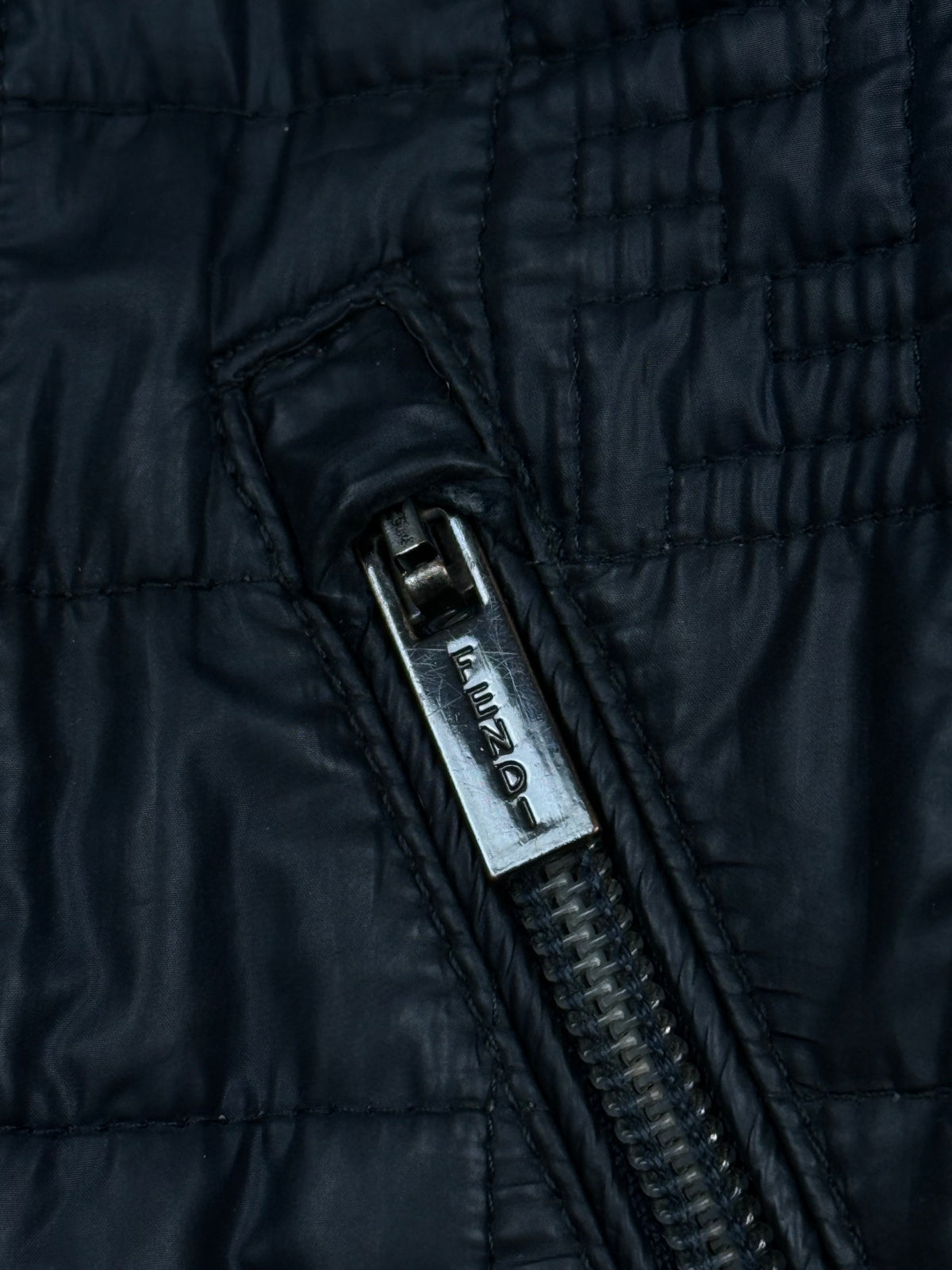 vintage Fendi quilted jacket {S}