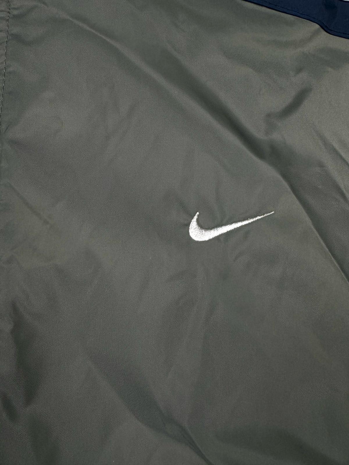 vintage Nike windbreaker {M}