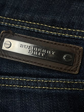Carica l&#39;immagine nel visualizzatore di Gallery, vintage Burberry jeans {S}
