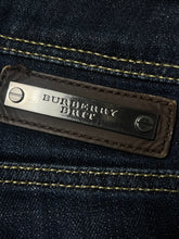 Load image into Gallery viewer, vintage Burberry jeans {S}
