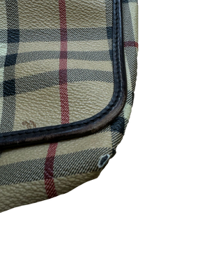 vintage Burberry slingbag