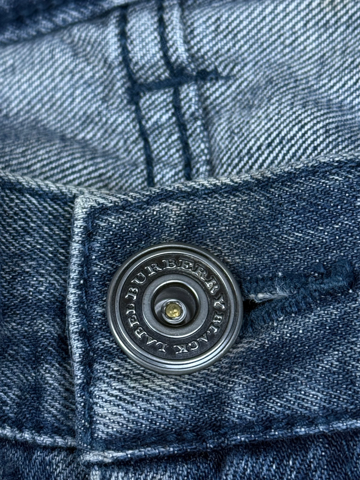 vintage Burberry Back Label jeans {M}
