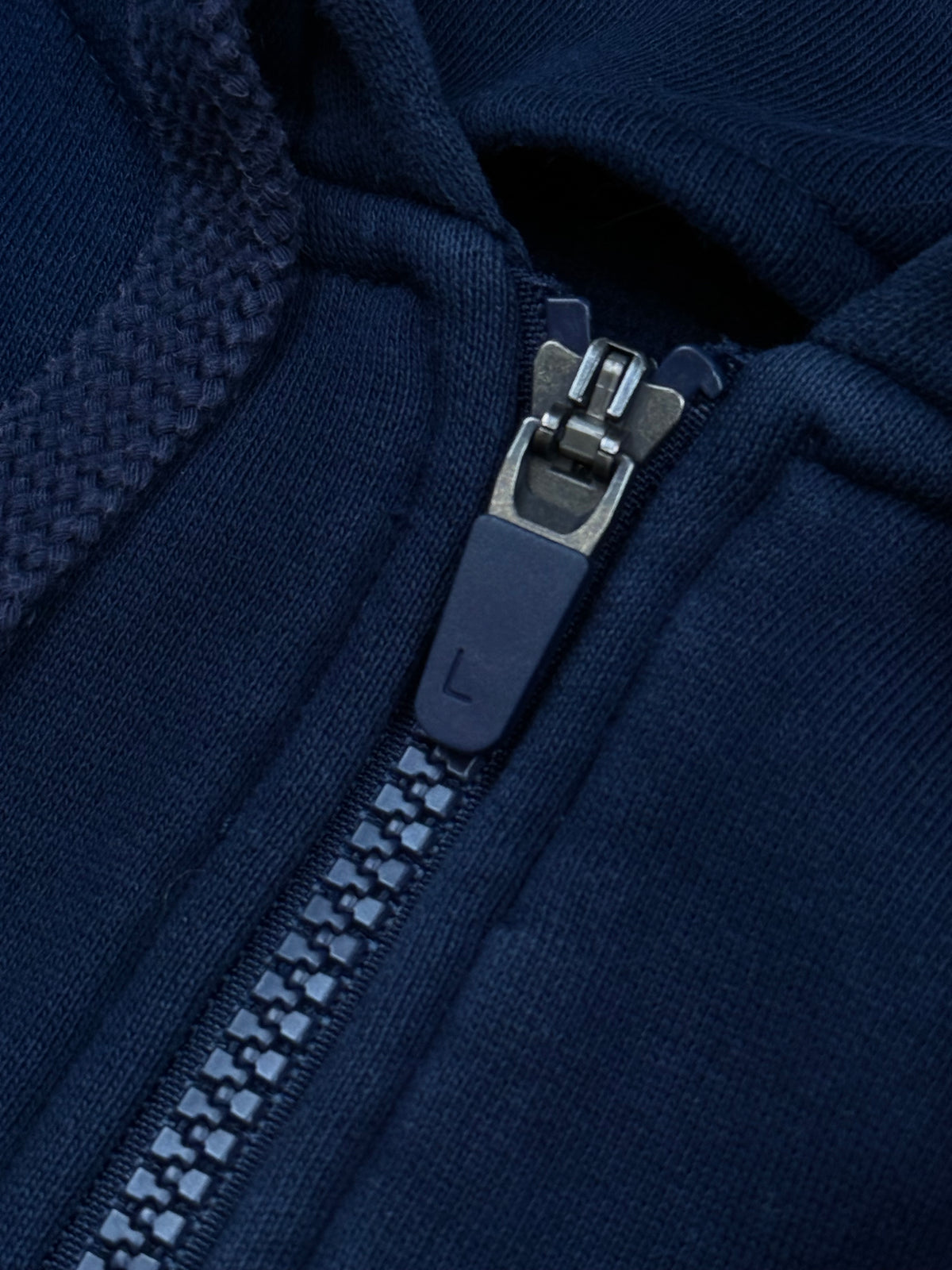 navyblue Lacoste sweatjacket {L}