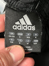 Load image into Gallery viewer, vintage Adidas Fc Liverpool trackpants {S}

