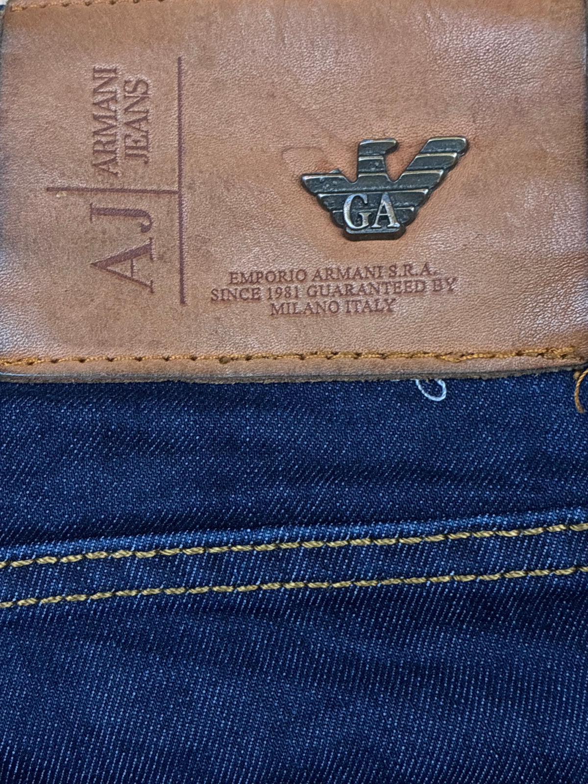 vintage Armani jeans {L}