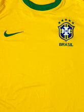Lade das Bild in den Galerie-Viewer, vintage Nike BRASIL 2010 home jersey {S}
