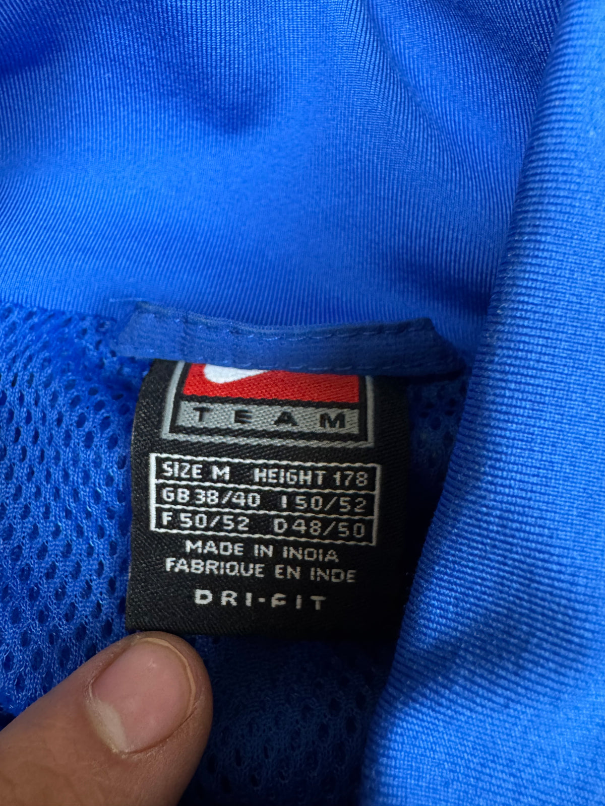 vintage Nike Brasil windbreaker {M}