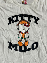 Cargar imagen en el visor de la galería, vintage Baby Milo X Hellow Kitty t-shirt {XL}
