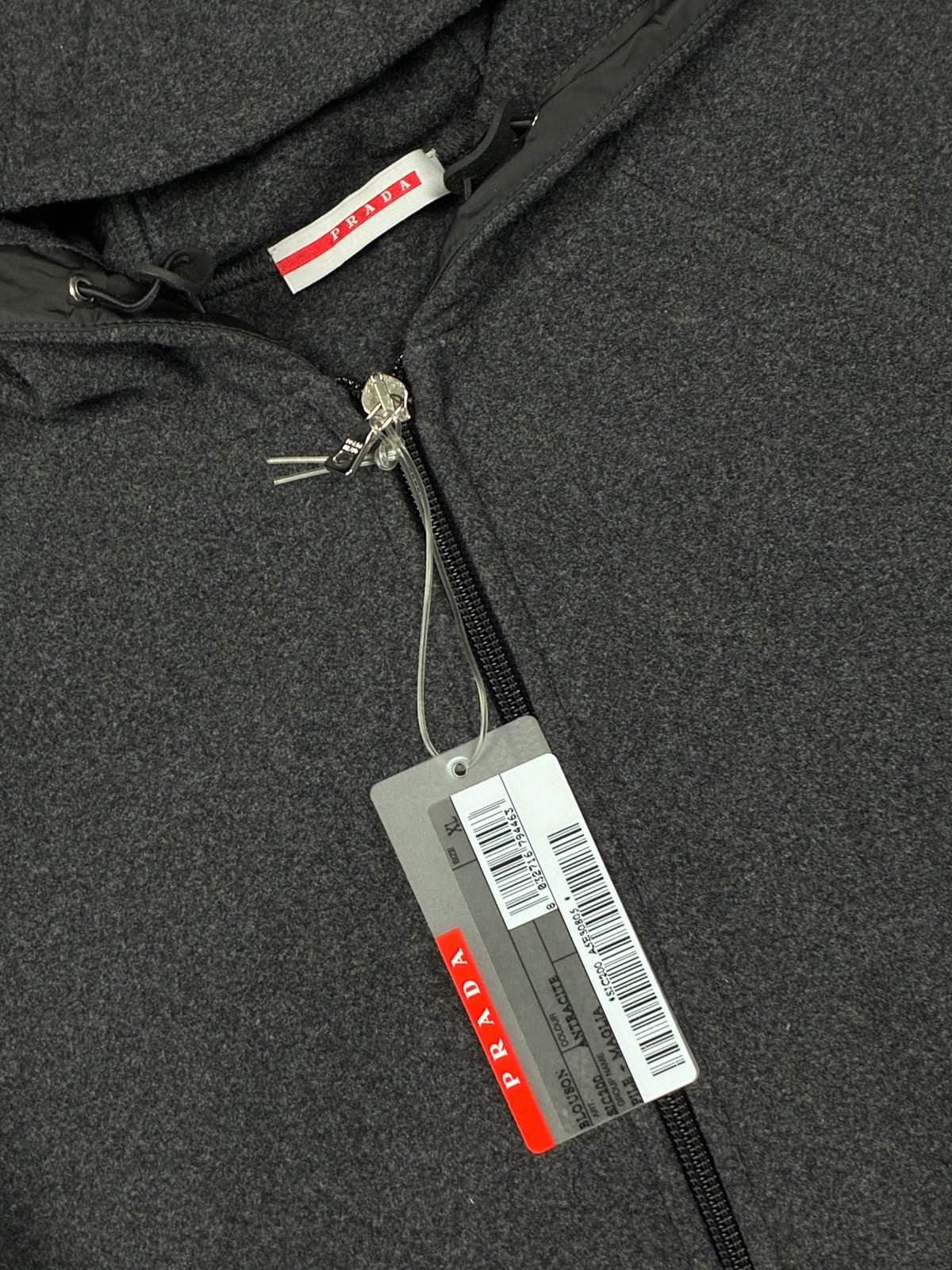 vintage Prada sweatjacket DSWT {XL}