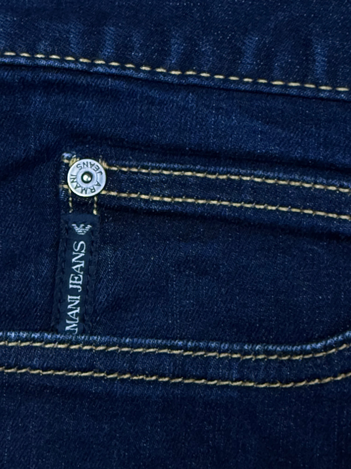 vintage Armani jeans {M}