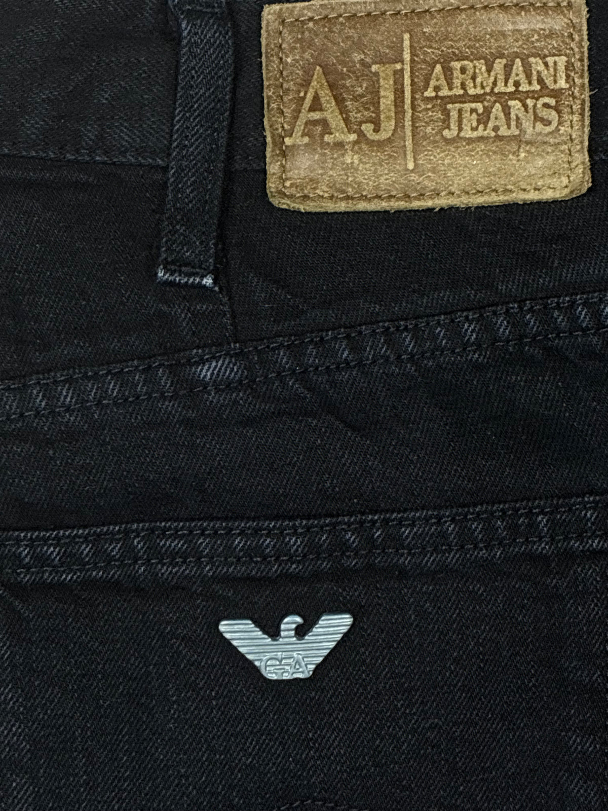 vintage Armani jeans {M}