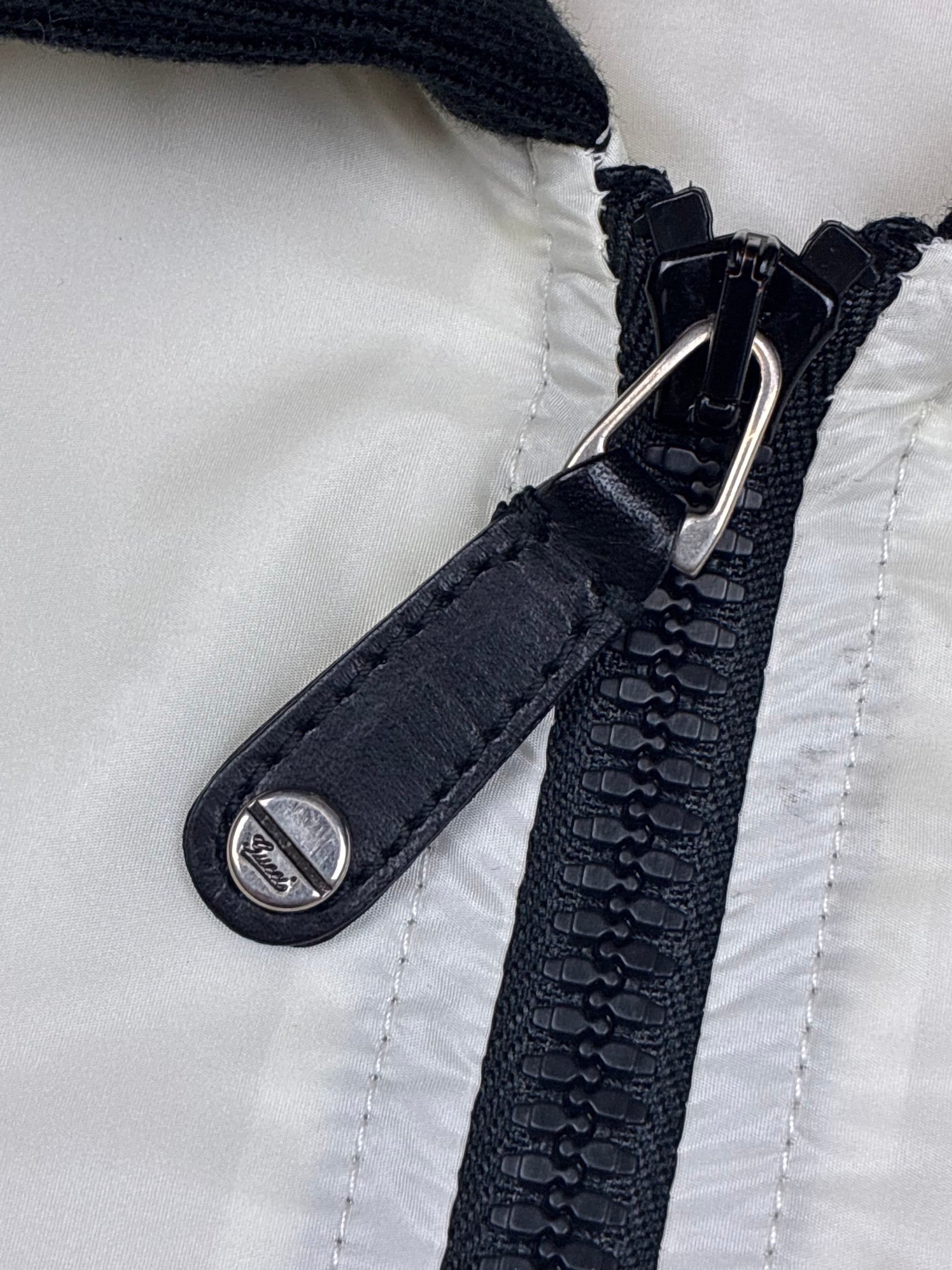 vintage Gucci bomber {L}