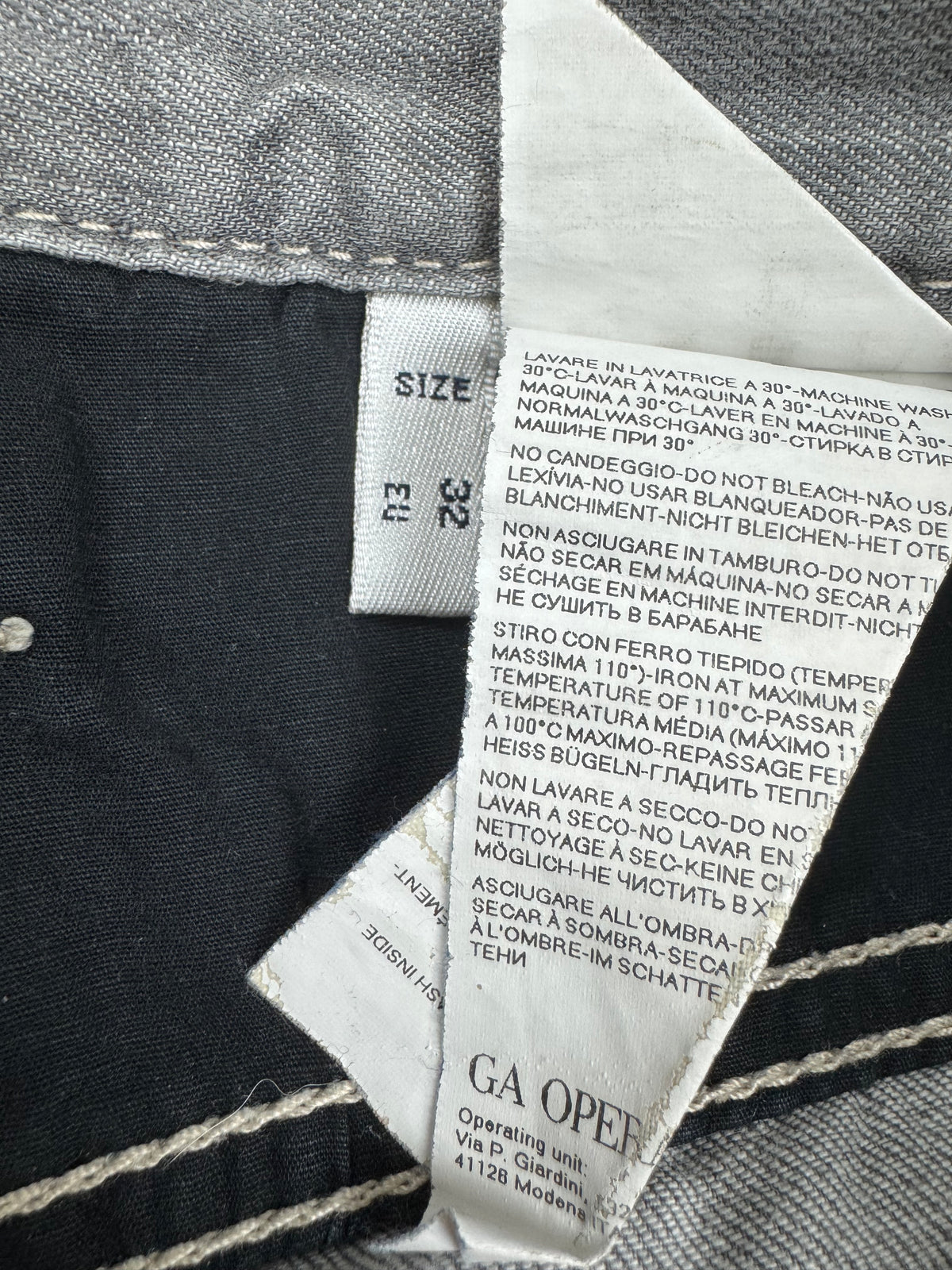 vintage Armani jeans {S}
