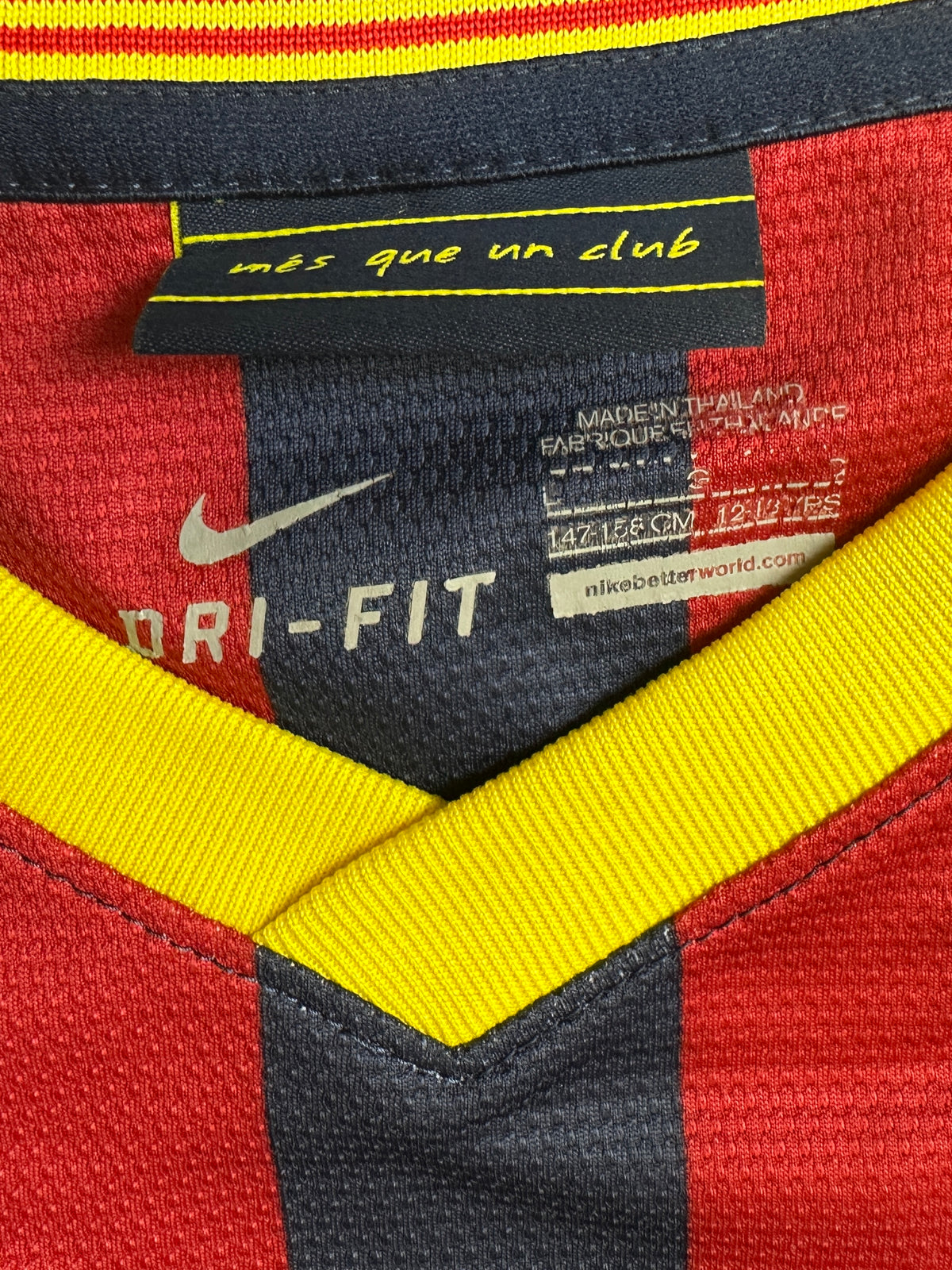 vintage Nike Fc Barcelona home jersey MESSI10 {XS}