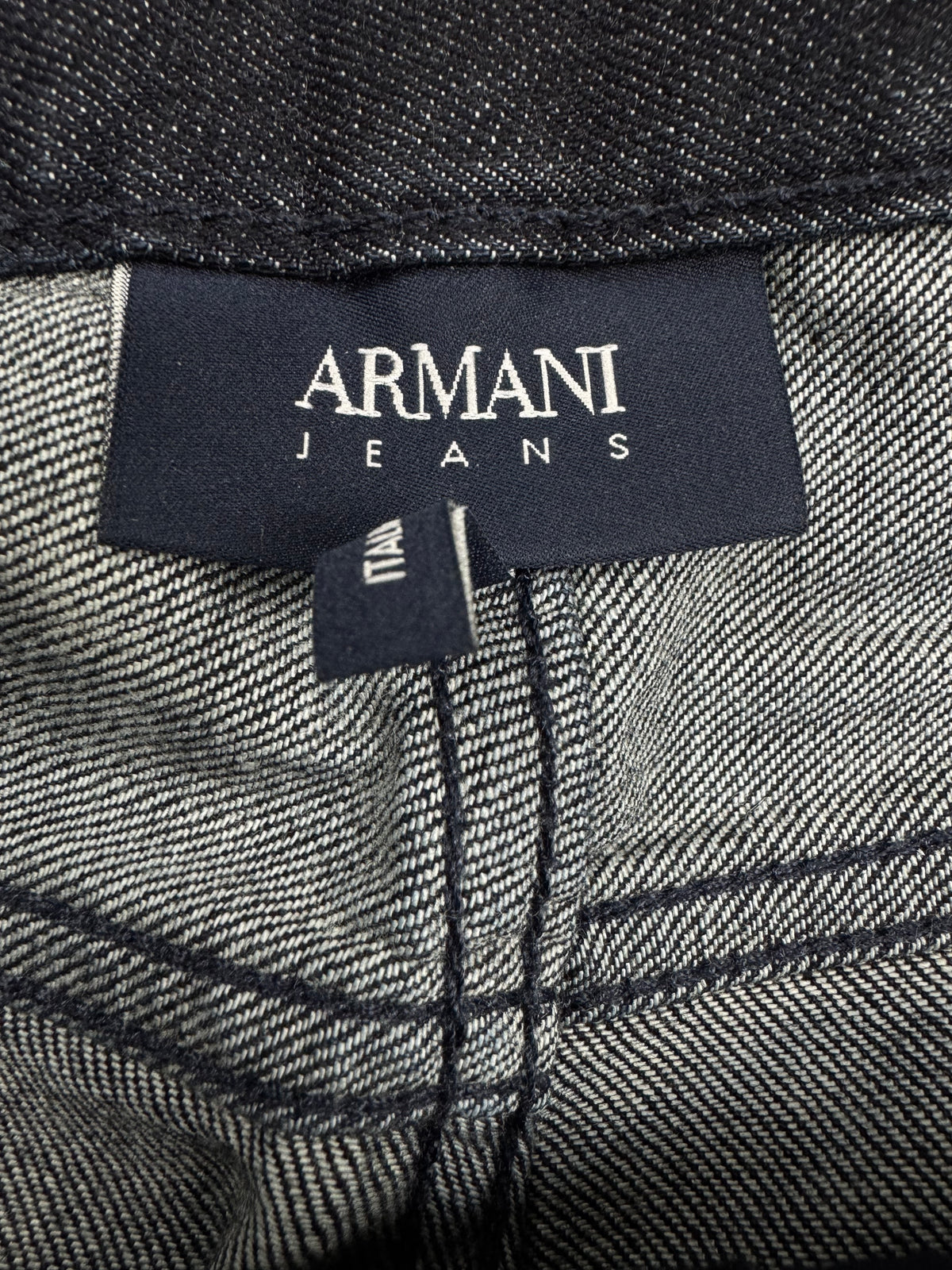 vintage Armani jeans {M}