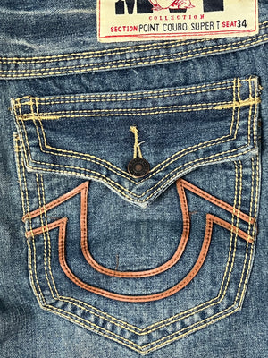 vintage True Religion jeans {M-L}