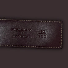 Charger l&#39;image dans la galerie, vintage Burberry belt
