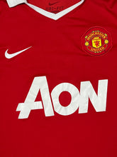 Cargar imagen en el visor de la galería, vintage Nike Manchester United 2010-2011 home jersey long {M}
