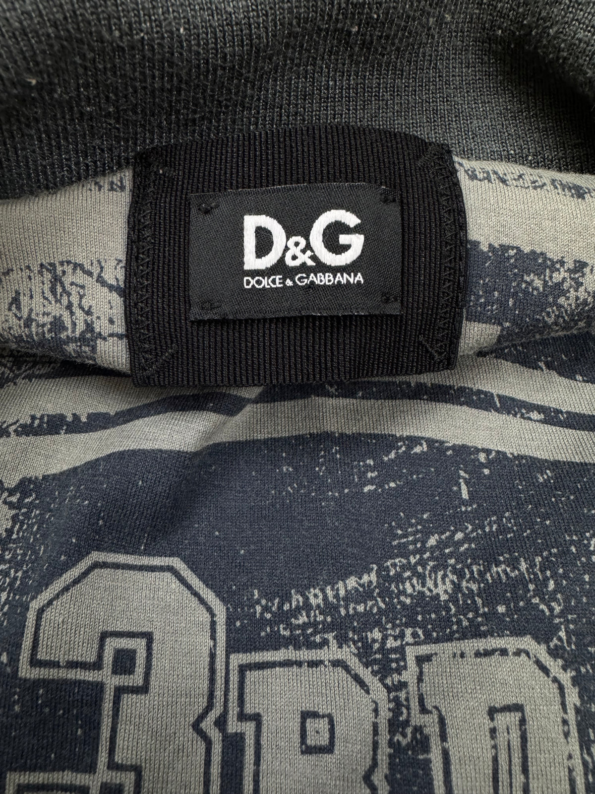 vintage Dolce & Gabbana windbreaker {L}