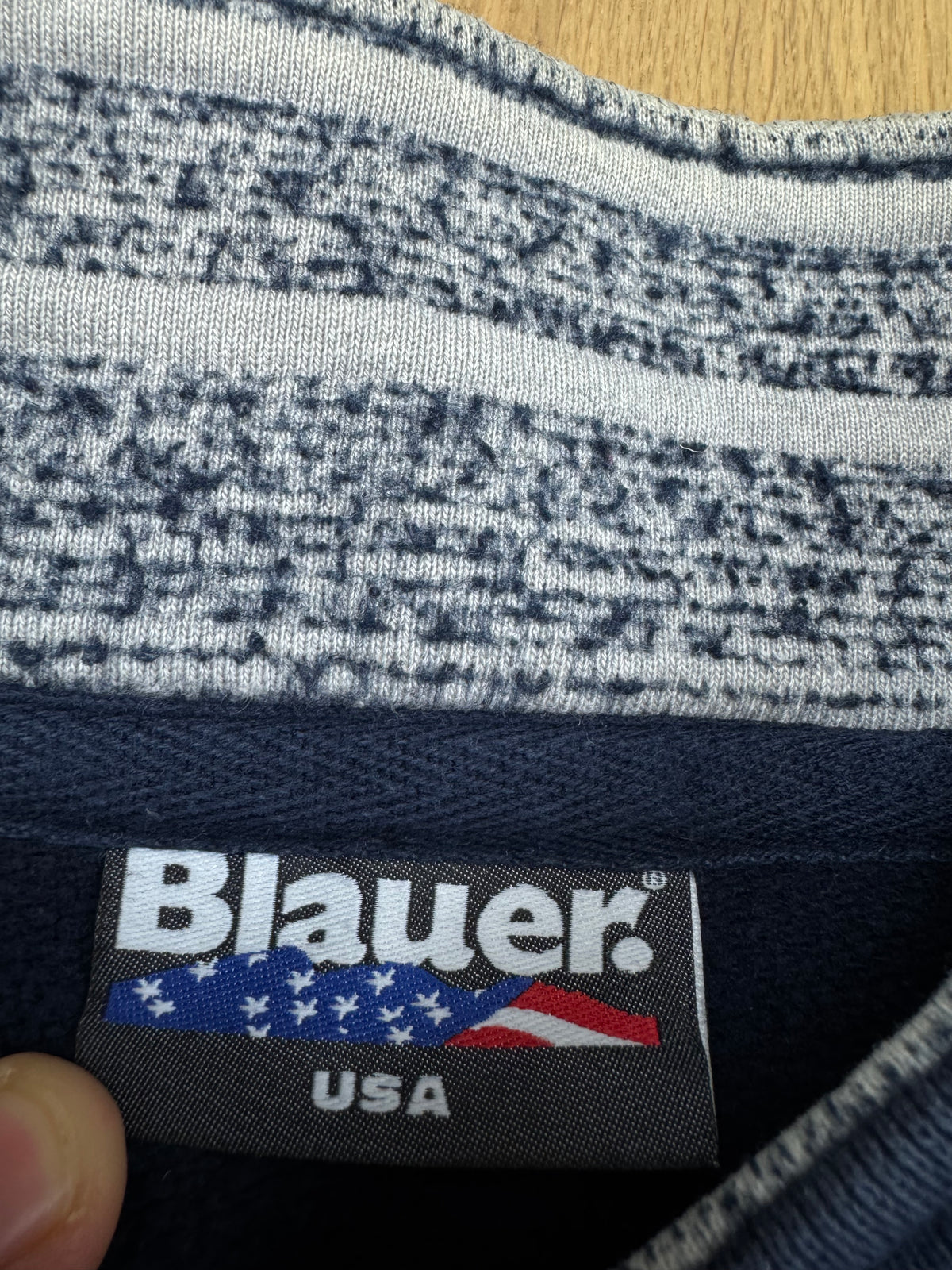 vintage Blauer sweatjacket {XL}