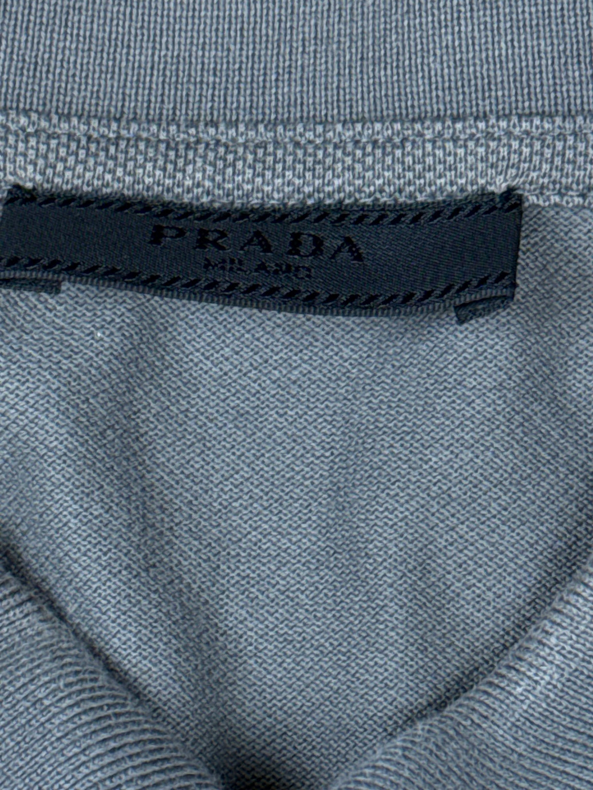 grey Prada polo {XXL}