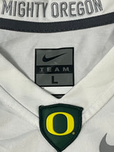 Cargar imagen en el visor de la galería, vintage Nike OREGON BOEHLING21 Americanfootball jersey NFL {L}
