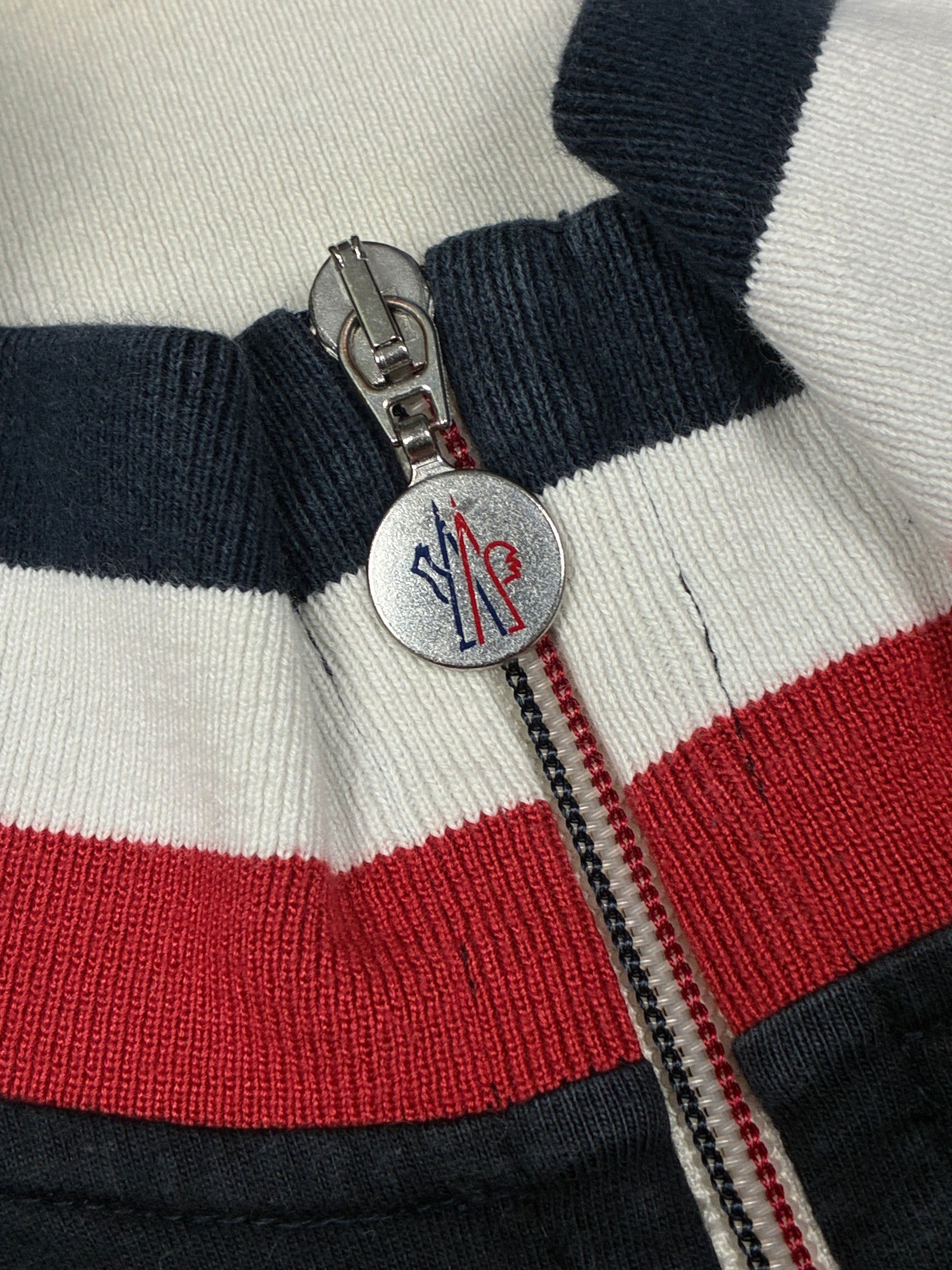 vintage Moncler sweatjacket {L}