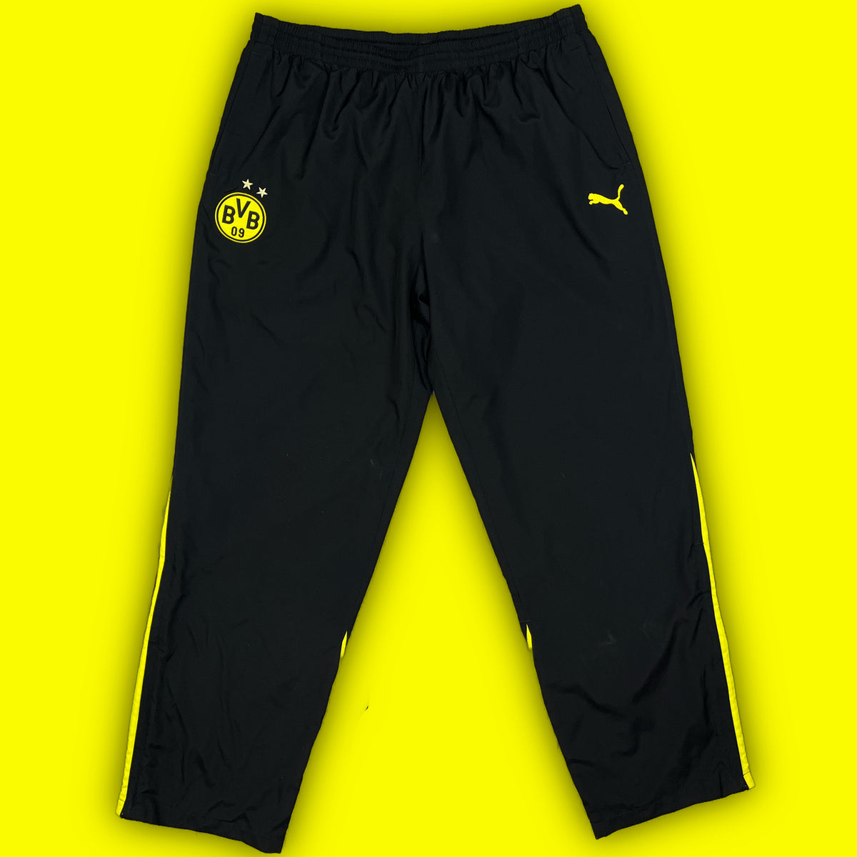 vintage Puma Borussia Dortmund trackpants {XL}