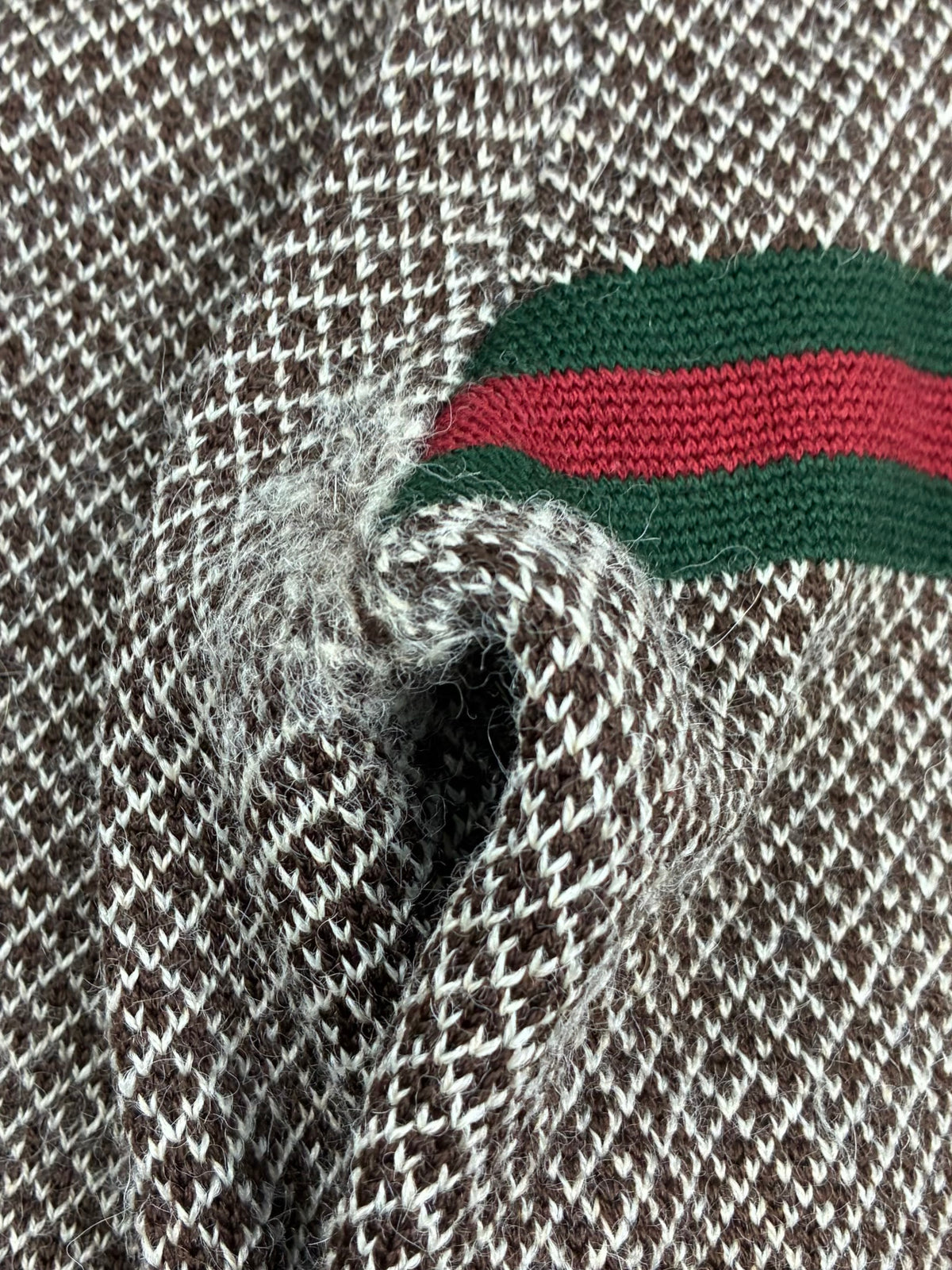 vintage Gucci sweatjacket {M}