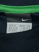 Carica l&#39;immagine nel visualizzatore di Gallery, vintage Nike jersey {M}

