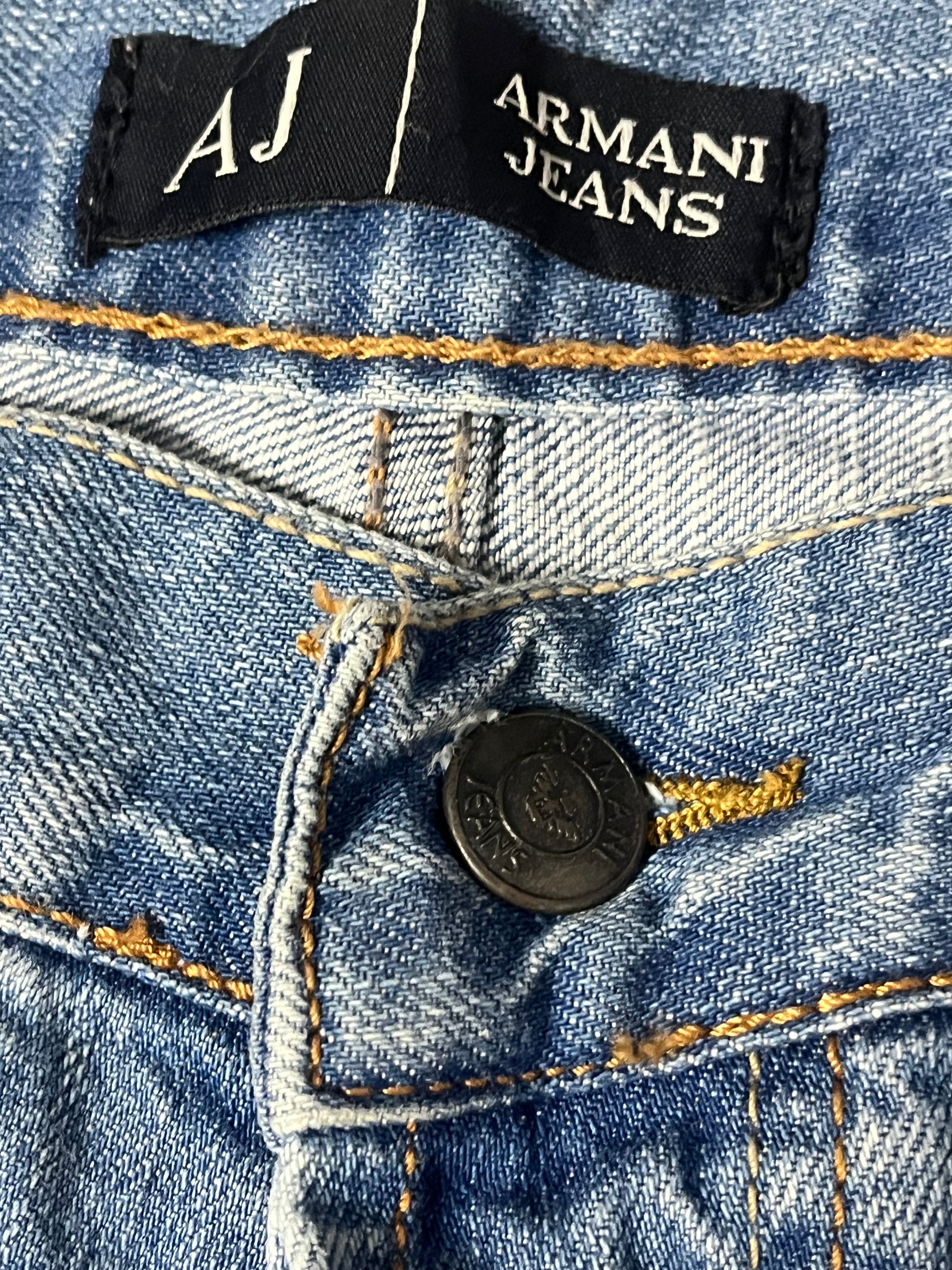 vintage Armani jeans {M}