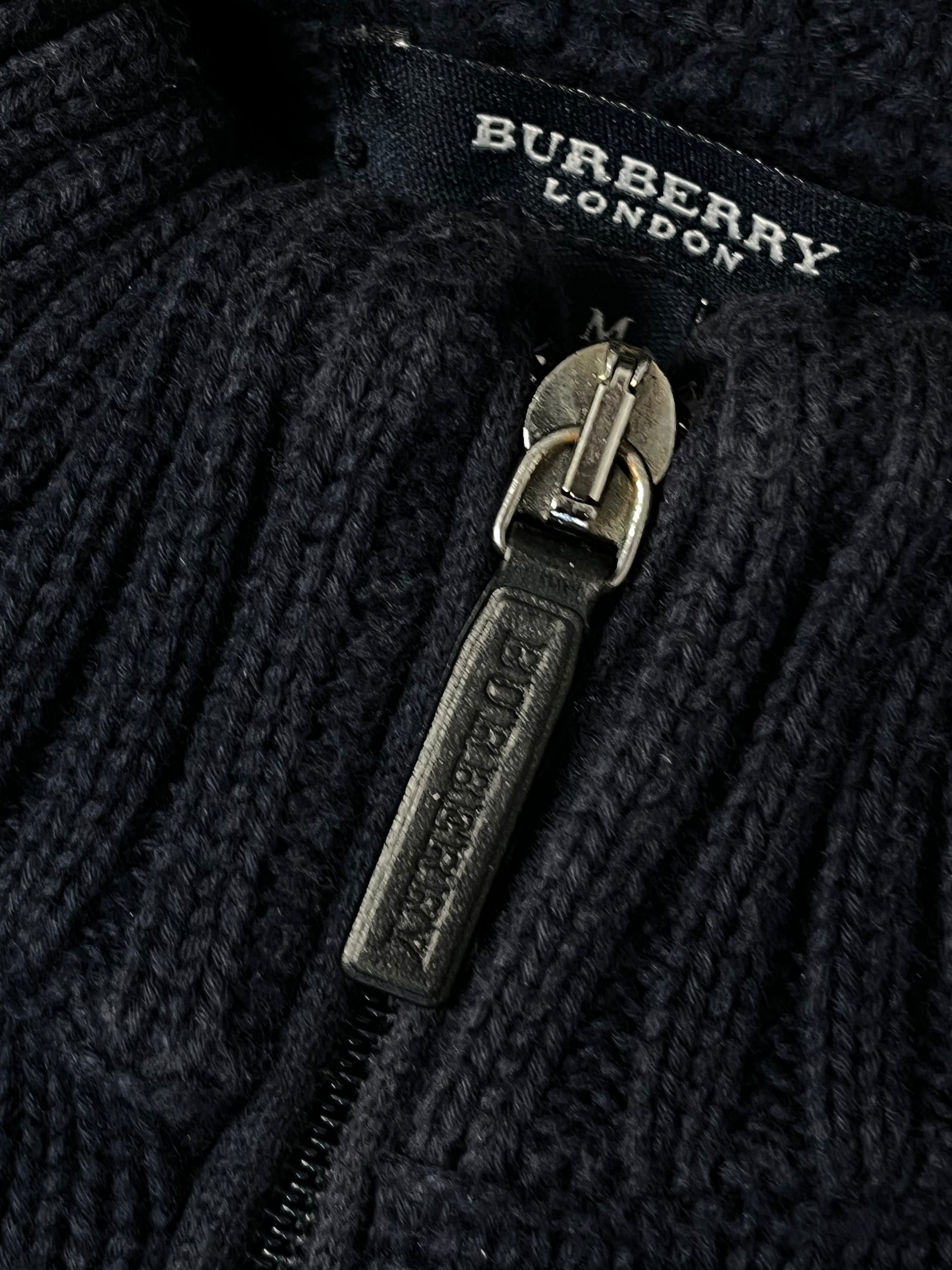 vintage Burberry halfzip {L}