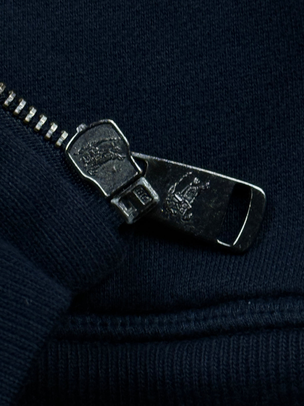 vintage navyblue Burberry sweatjacket