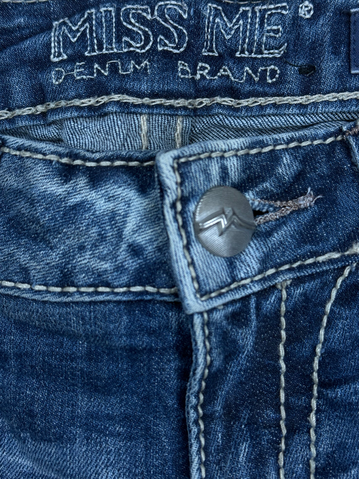 vintage Miss Me jeans {S}