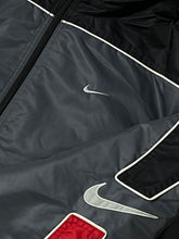 Cargar imagen en el visor de la galería, vintage Nike winterjacket {XL}

