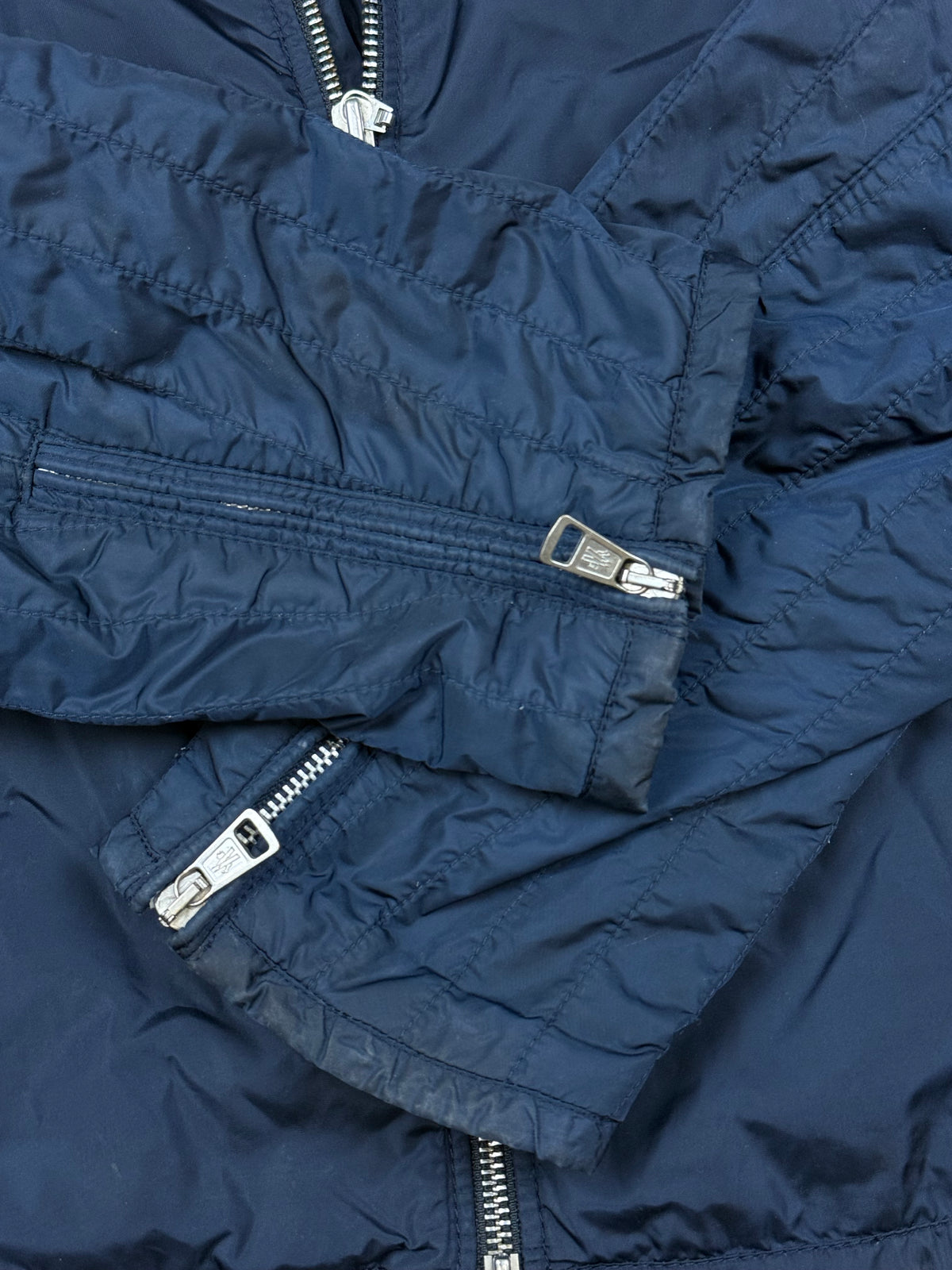 vintage Moncler windbreaker {M}