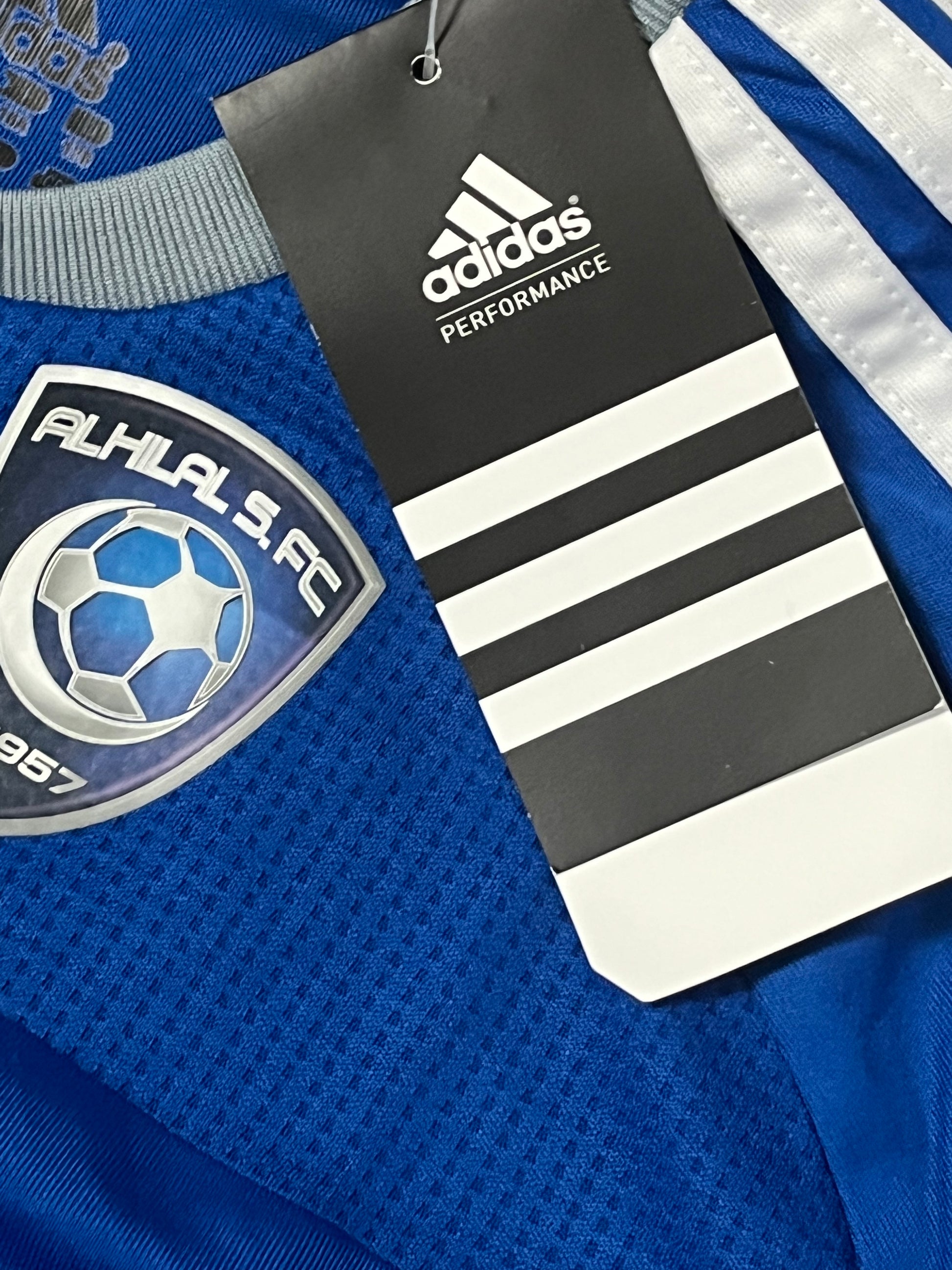 vintage Adidas Al Hilal 2010-2011 home jersey DSWT {M}