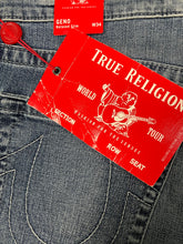 Lade das Bild in den Galerie-Viewer, vintage True Religion jeans DSWT {XL}
