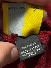 Cargar imagen en el visor de la galería, vintage red Fendi scarf
