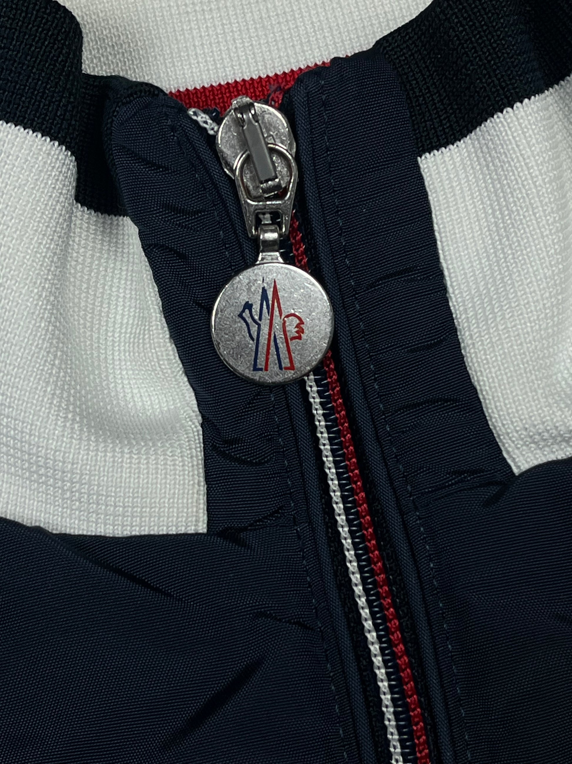 vintage Moncler windbreaker {XS}