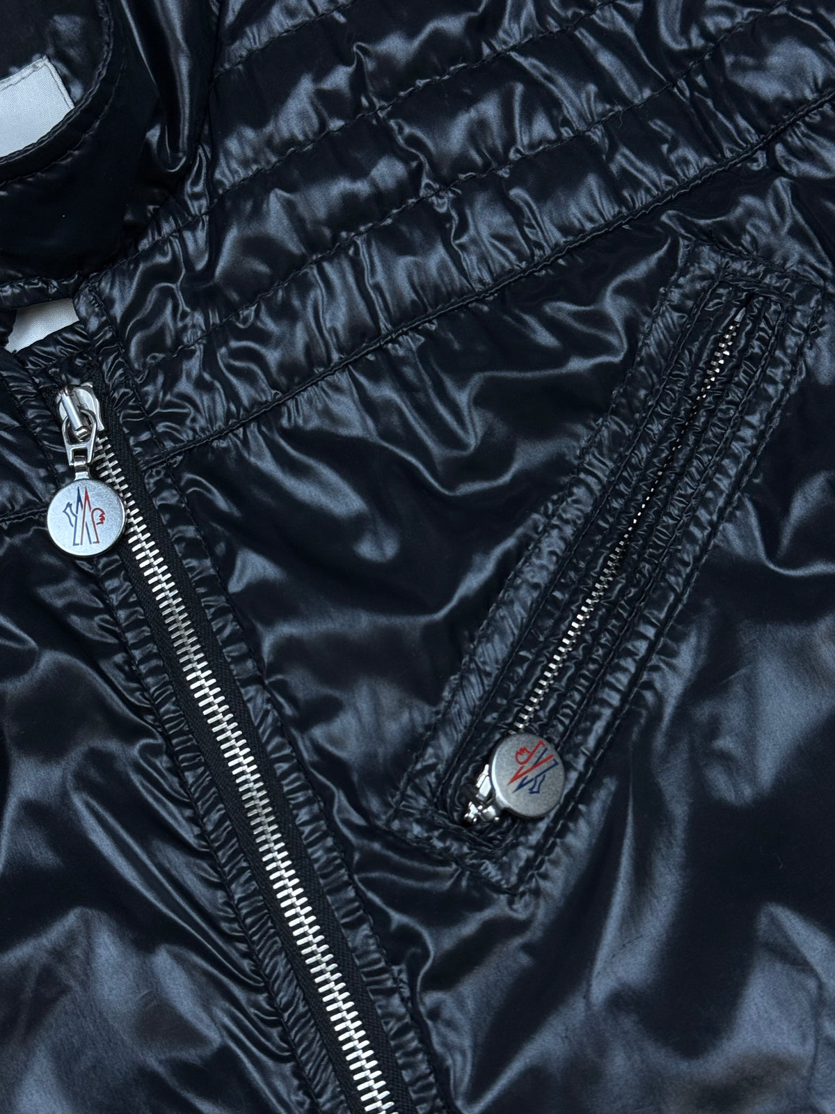 vintage Moncler windbreaker {L}