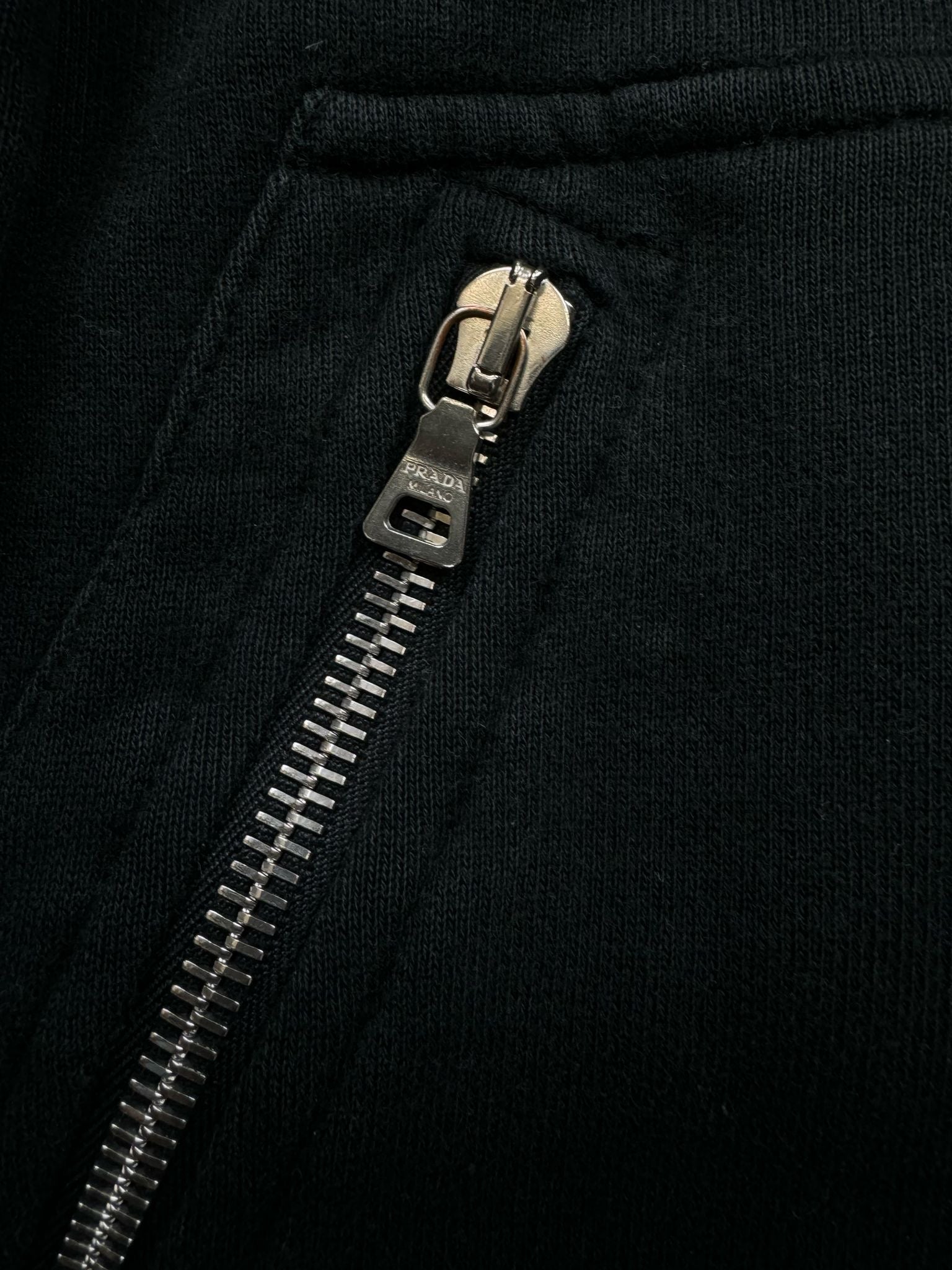 vintage Prada sweatjacket {S}