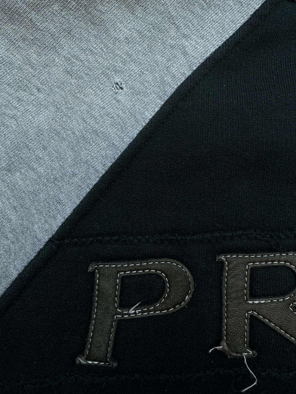 vintage Prada sweatjacket {S}