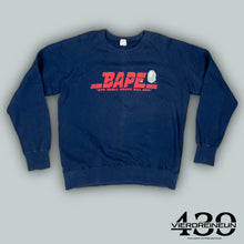 Cargar imagen en el visor de la galería, vintage BAPE a bathing ape sweater {XL}
