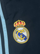 Cargar imagen en el visor de la galería, vintage Adidas Real Madrid trackpants {L-XL}
