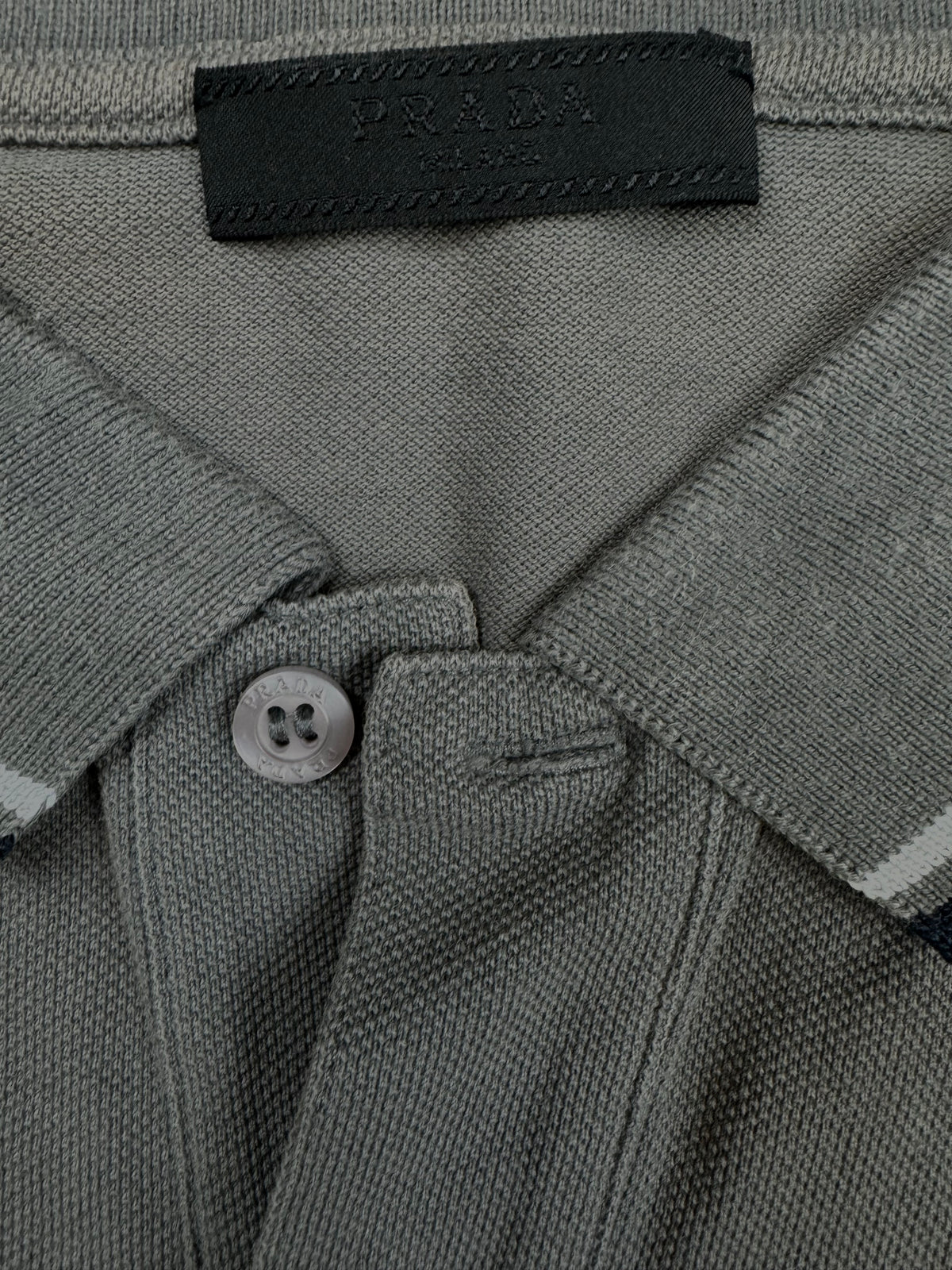 grey Prada polo {S}